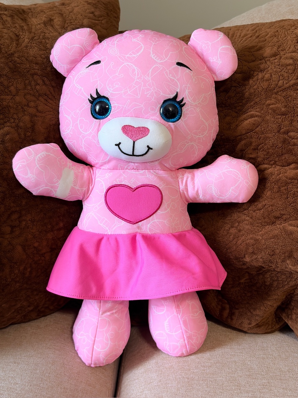 DOODLER BEAR
Pink Heart Plush Bear for Kids - Soft Lovey Toy